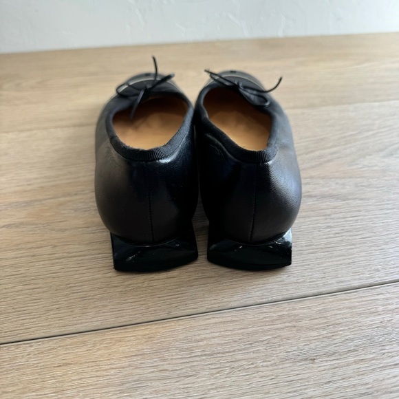 Vintage Chanel Leather Black Flats Shoes Pumps Size 37.5 - Picture 4 of 6